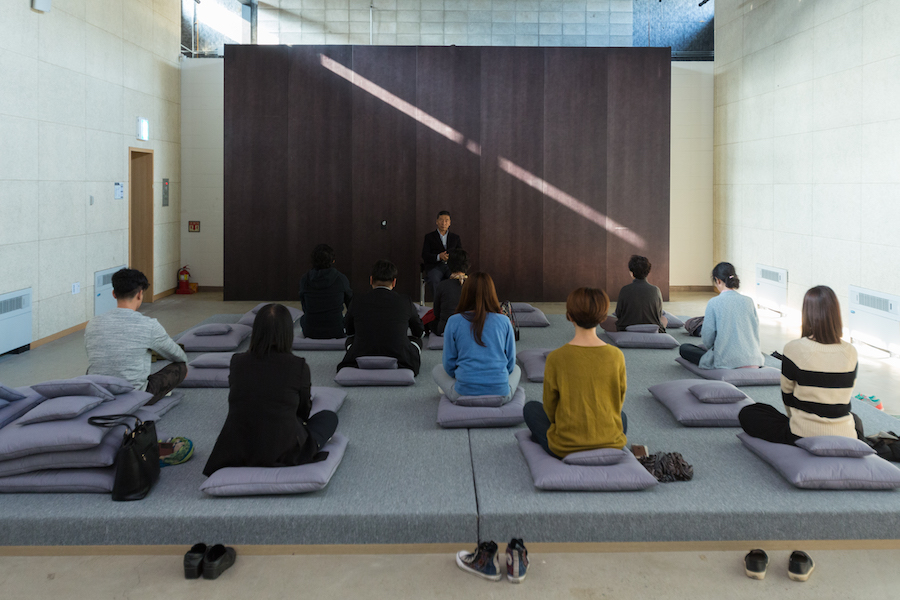 김 바이런 작가가 만든 사색의 방.